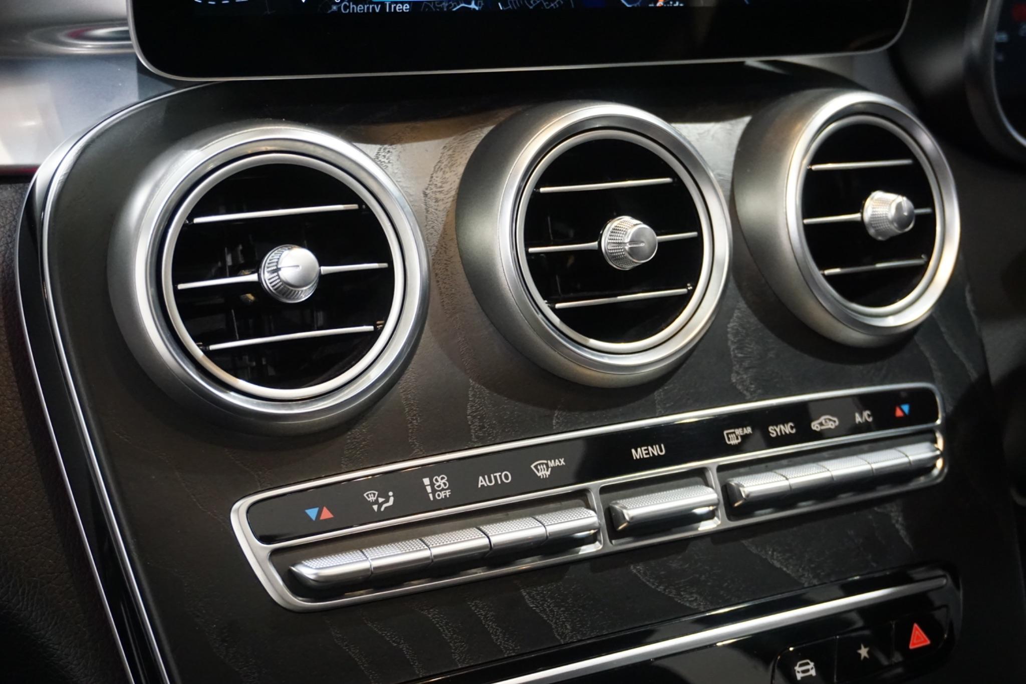 Mercedes-Benz GLC 4.0 GLC63 V8 BiTurbo AMG S (Premium Plus) SpdS MCT 4MATIC+ Euro 6 (s/s) 5dr